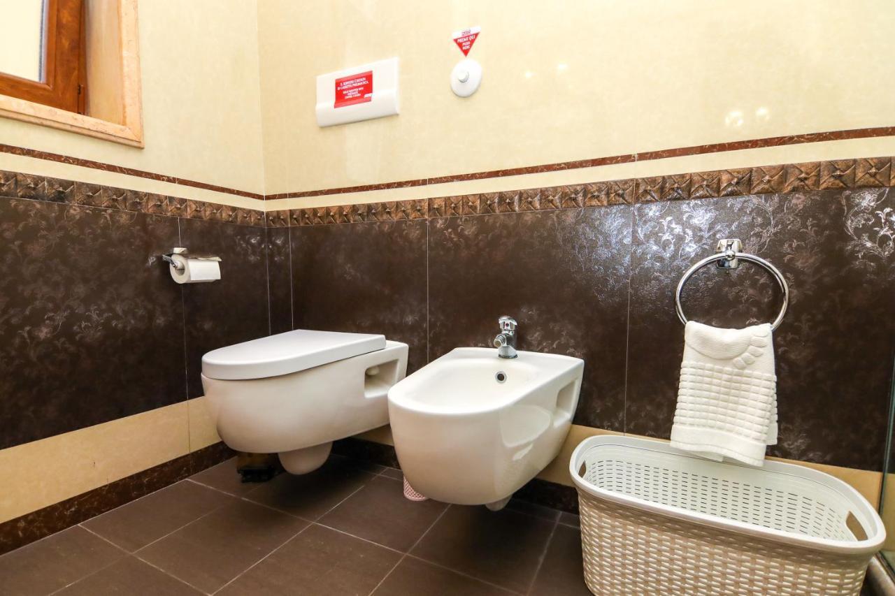 Brilant Antik Center Hotel Tirana Kültér fotó