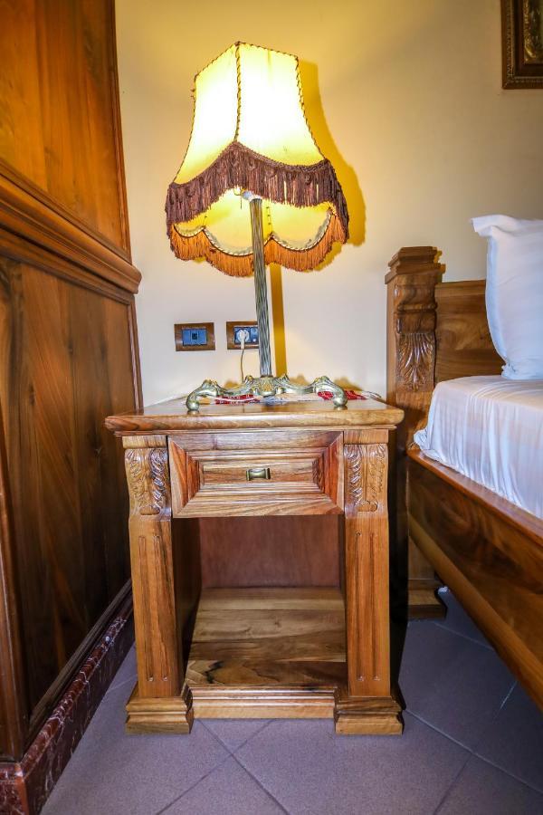 Brilant Antik Center Hotel Tirana Kültér fotó