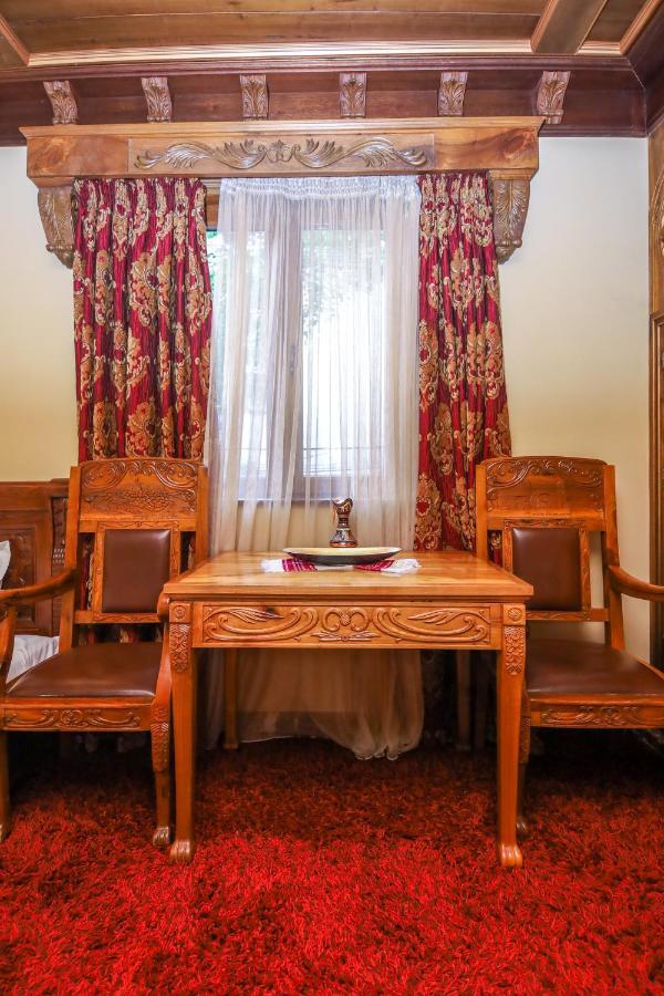 Brilant Antik Center Hotel Tirana Kültér fotó