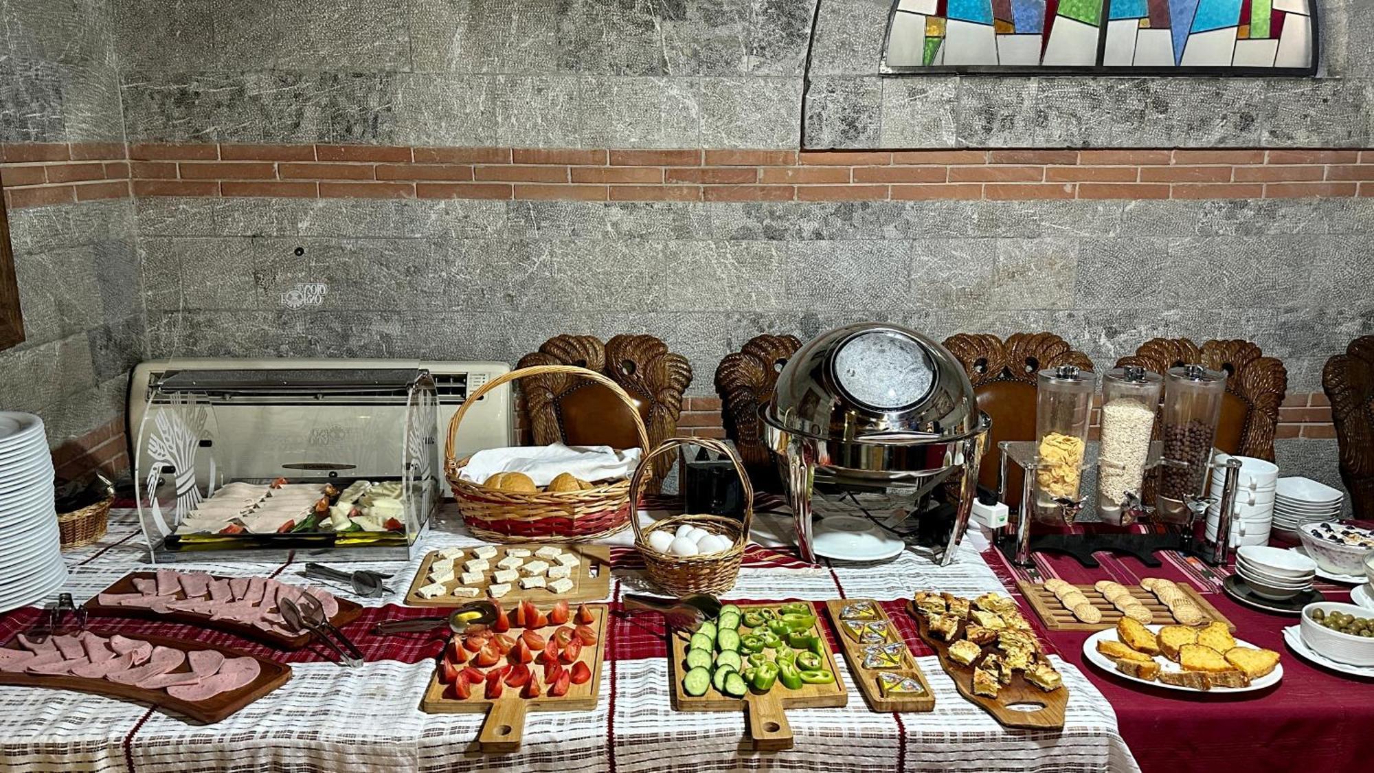 Brilant Antik Center Hotel Tirana Kültér fotó